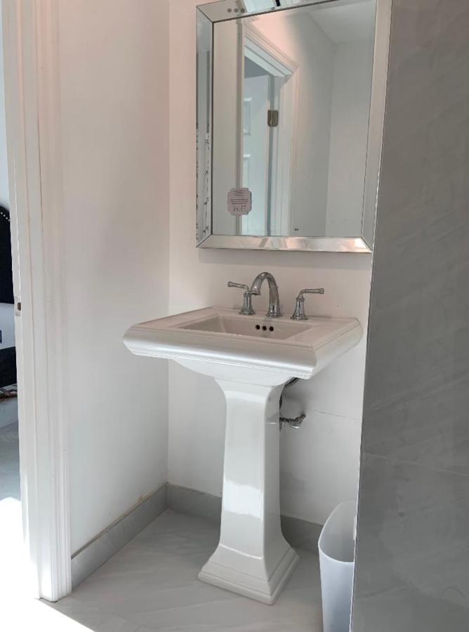 Room & Private Bathroom 보카 레이턴 외부 사진