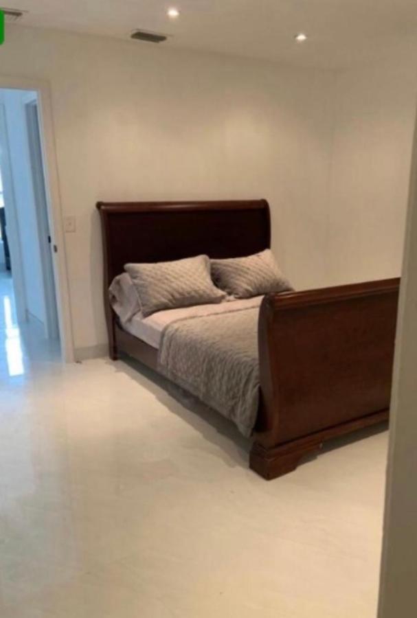 Room & Private Bathroom 보카 레이턴 외부 사진