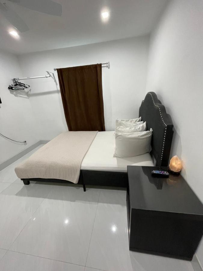 Room & Private Bathroom 보카 레이턴 외부 사진